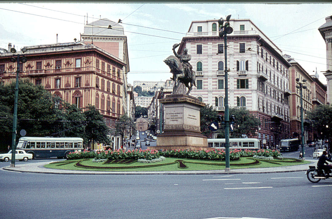 I fedelissimi della Repubblica di Genova: "Via la statua del Re da Corvetto"