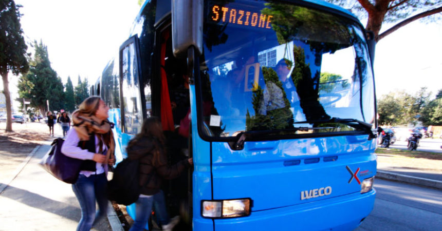Tiemme, rientro a scuola in presenza e sui bus per le scuole superiori
