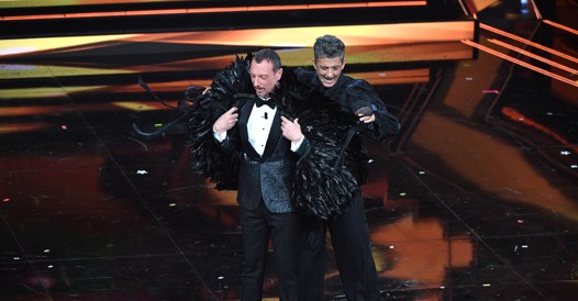 Sanremo, Ermal Metal in testa alla classifica: 43,4% di share nella seconda serata