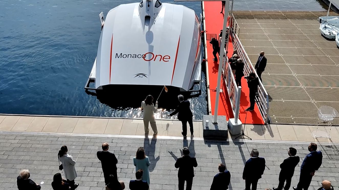 Varato il catamarano Monaco One: in 15 minuti da Monaco a Ventimiglia 