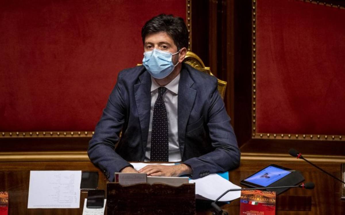 Speranza firma la nuova ordinanza: Val d'Aosta in zona rossa, la Liguria resta gialla 