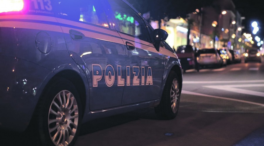 Giallo a Ventimiglia, uomo trovato a terra di notte con un trauma cranico: è grave