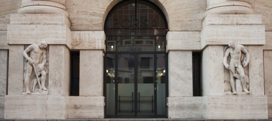 Borsa, Milano in leggera flessione (-0,21%)
