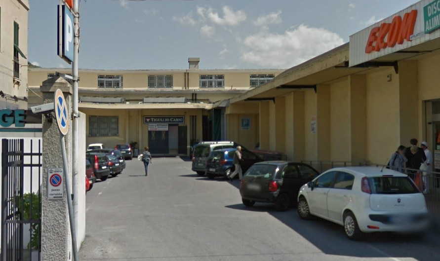 Val Bisagno, grave incidente sul lavoro in macelleria: 33enne si taglia un braccio