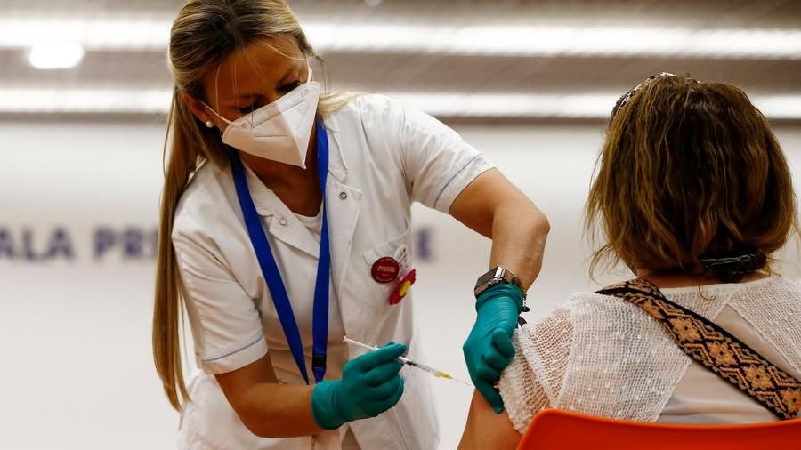 Genova, da domani attivo l'hub vaccinale della Sala Chiamata del Porto - Culmv