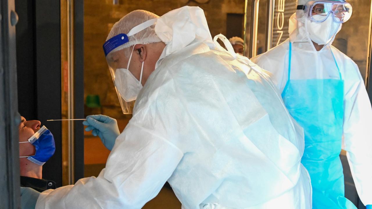 Covid Liguria, 57 casi e ospedalizzati in aumento di 6 unità