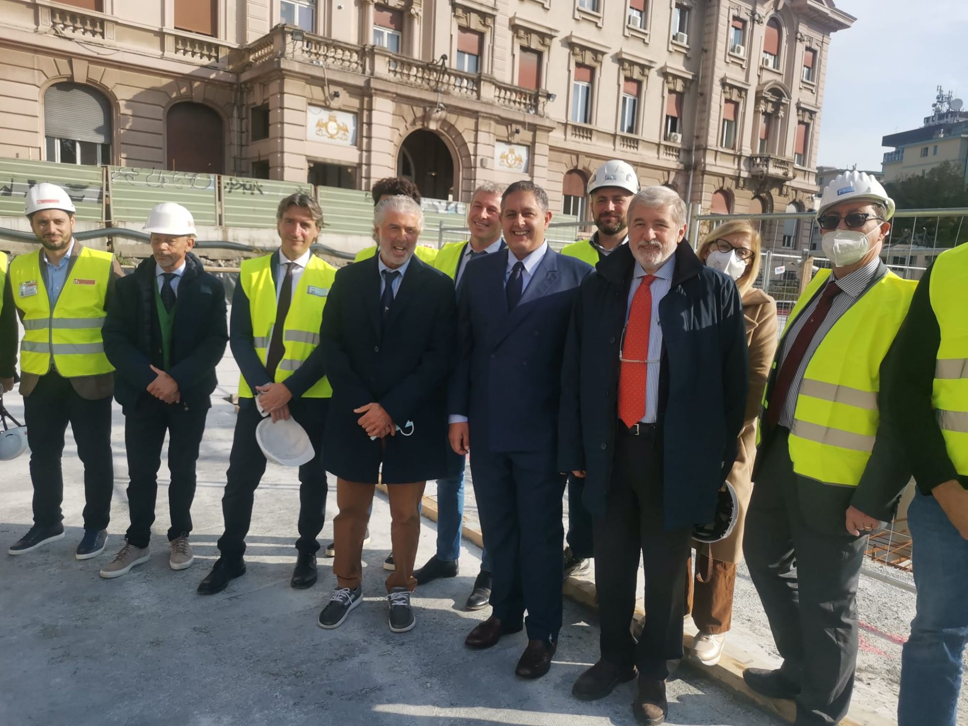 Genova, il parcheggio del San Martino sarà terminato in primavera. Bucci: "Quattro anni fa sembrava impossibile"