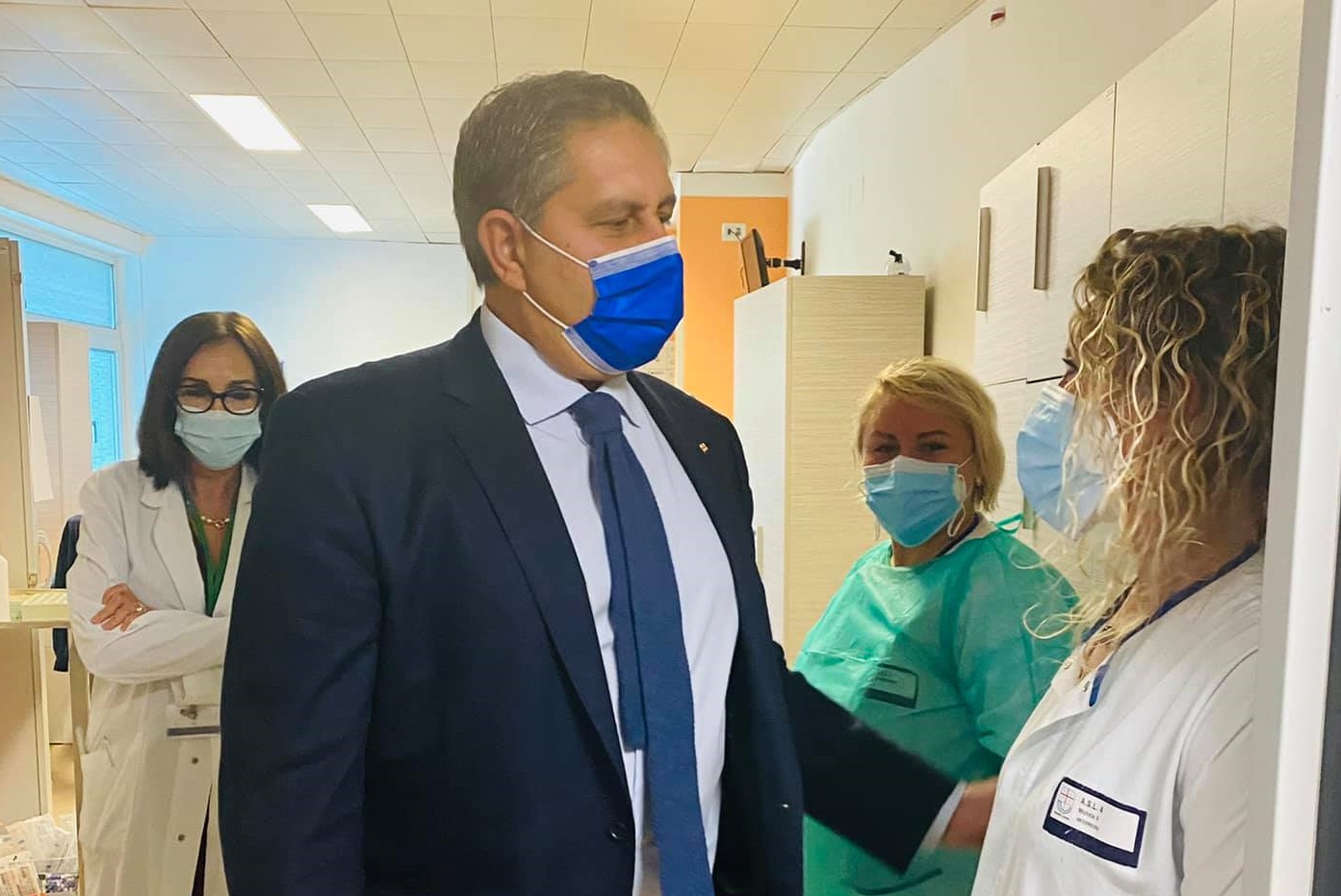 Covid, Toti: "Liguria ancora in zona bianca grazie ai vaccini"