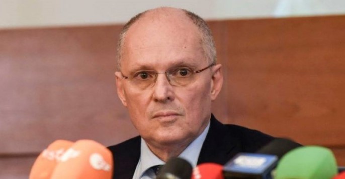 Terza dose vaccino anticovid, Ricciardi: "Revocare green pass a chi la rifiuta"