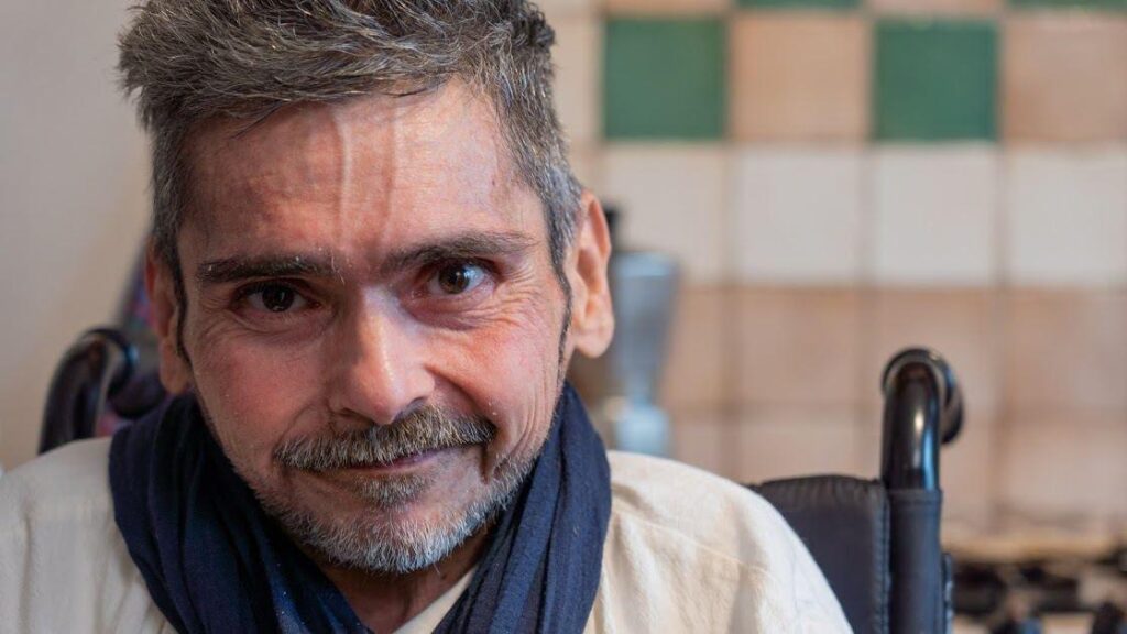 Genova, la storia di Walter De Benedetto: "Cure con cannabinoidi essenziali ma non troviamo interlocutori competenti"