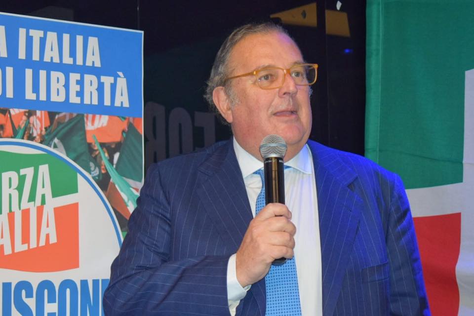 Elezioni presidente della Repubblica, boom di voti per Cassinelli: "Orgoglioso"