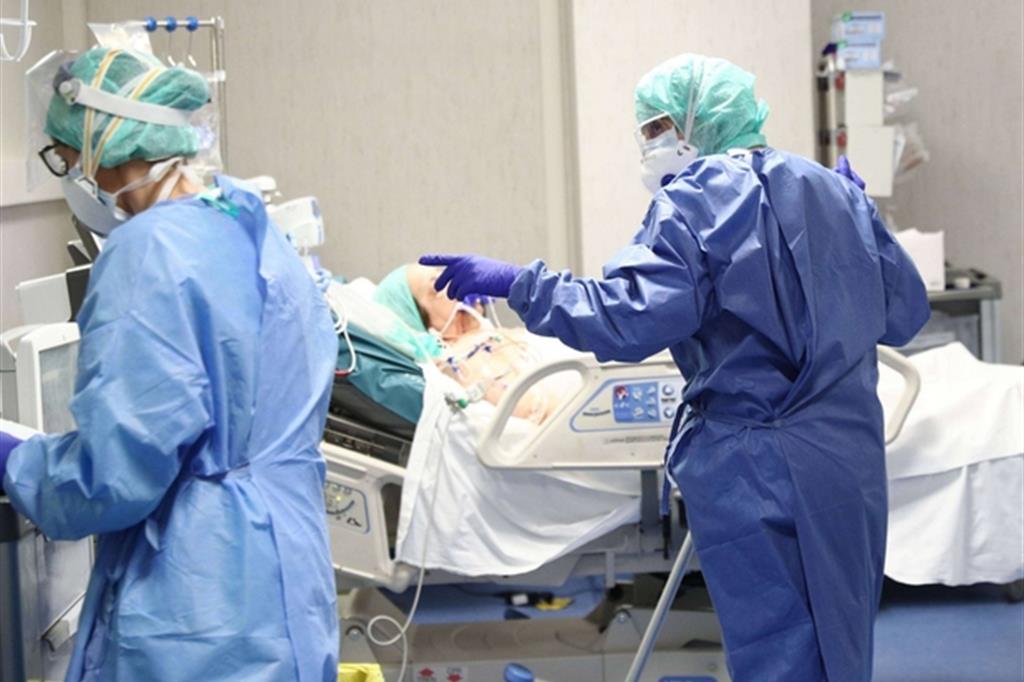 Covid in Liguria, stabili i positivi e ancora in calo i ricoveri