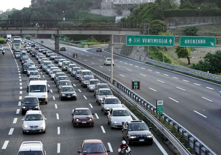 Autostrade, traffico difficile attorno a Savona