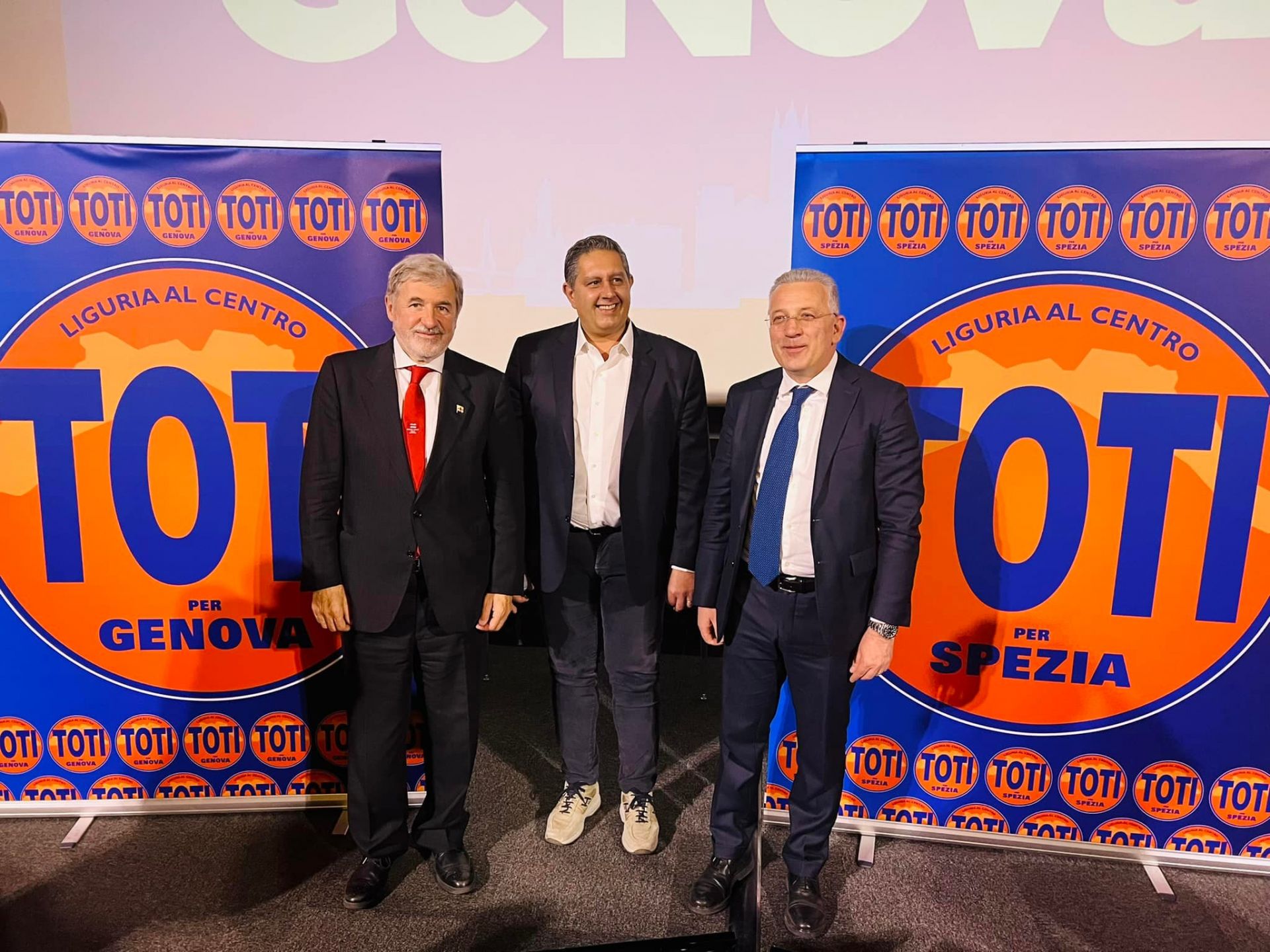 Toti lancia Bucci e Peracchini. Con i nuovi simboli