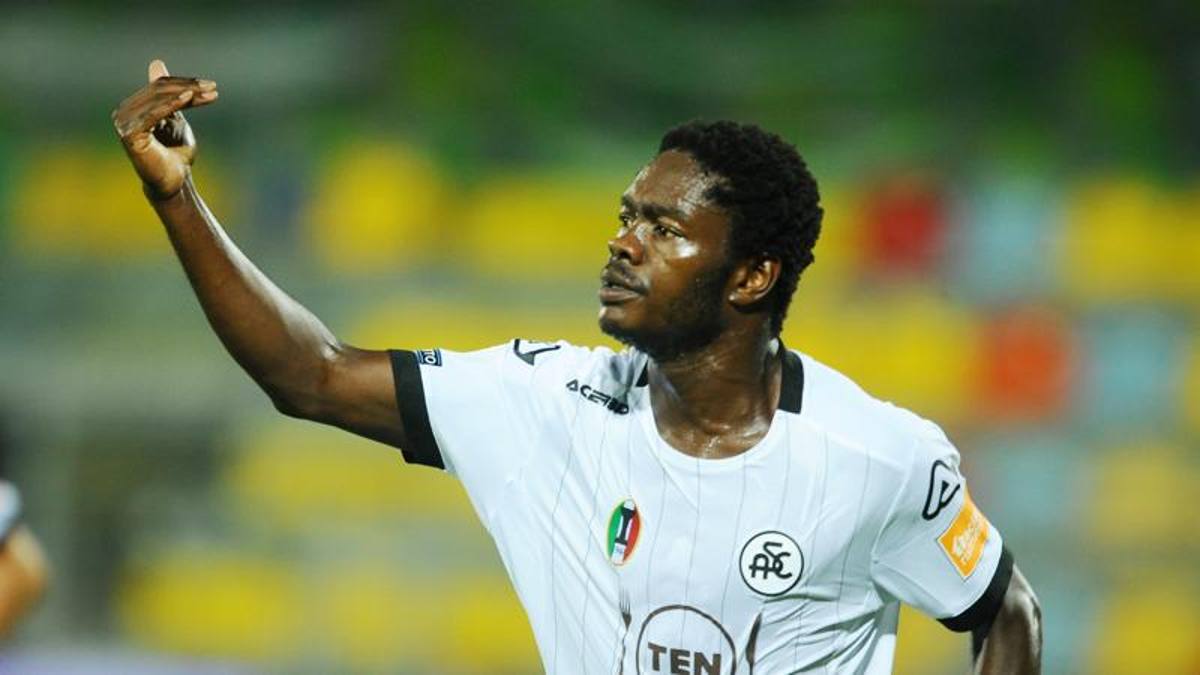 Spezia, Gyasi: "Dopo il gol-salvezza vendo uova di Pasqua per i bambini del Ghana"