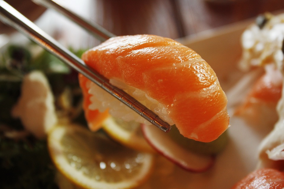 Genova, scarsa igiene: chiuso un altro ristorante di sushi