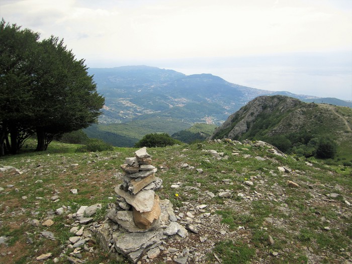 Genova, una joëlette in dono al Cai per far godere la montagna alle persone in carrozzina