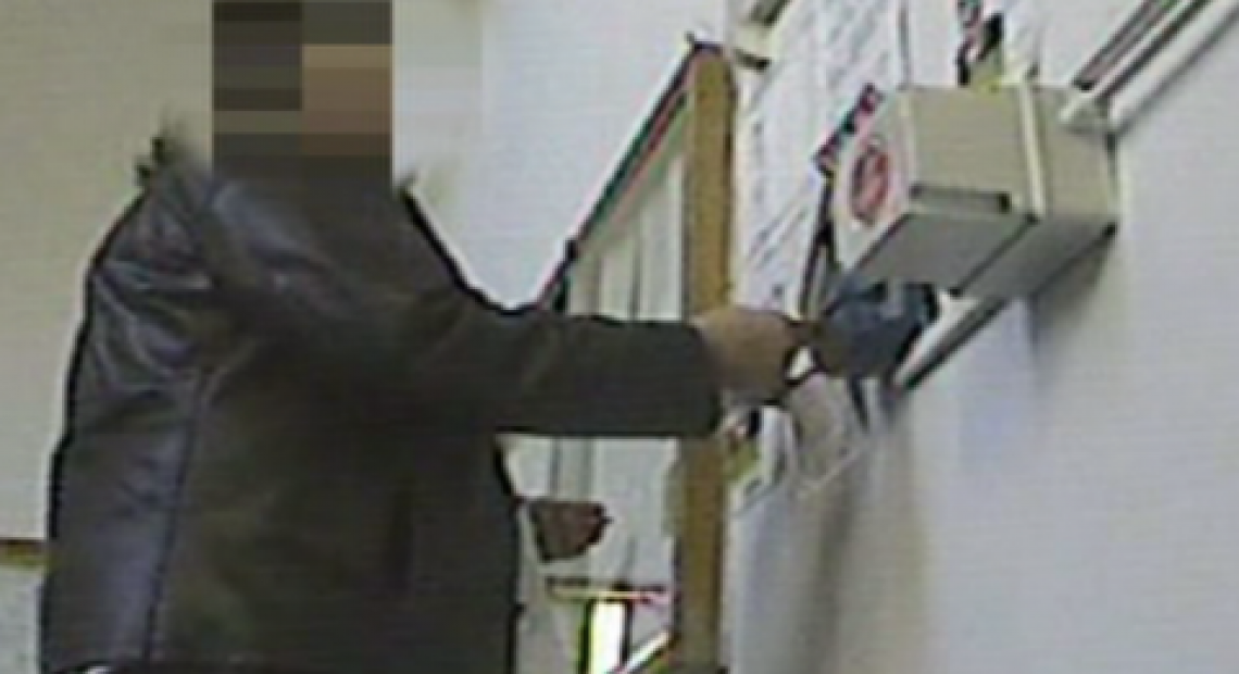 Savona, furbetto del 'cartellino' dovrà pagare 61 euro di risarcimento al Comune