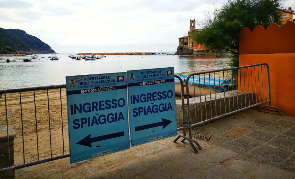 Sestri Levante, ingressi a numero chiuso nella Baia del Silenzio