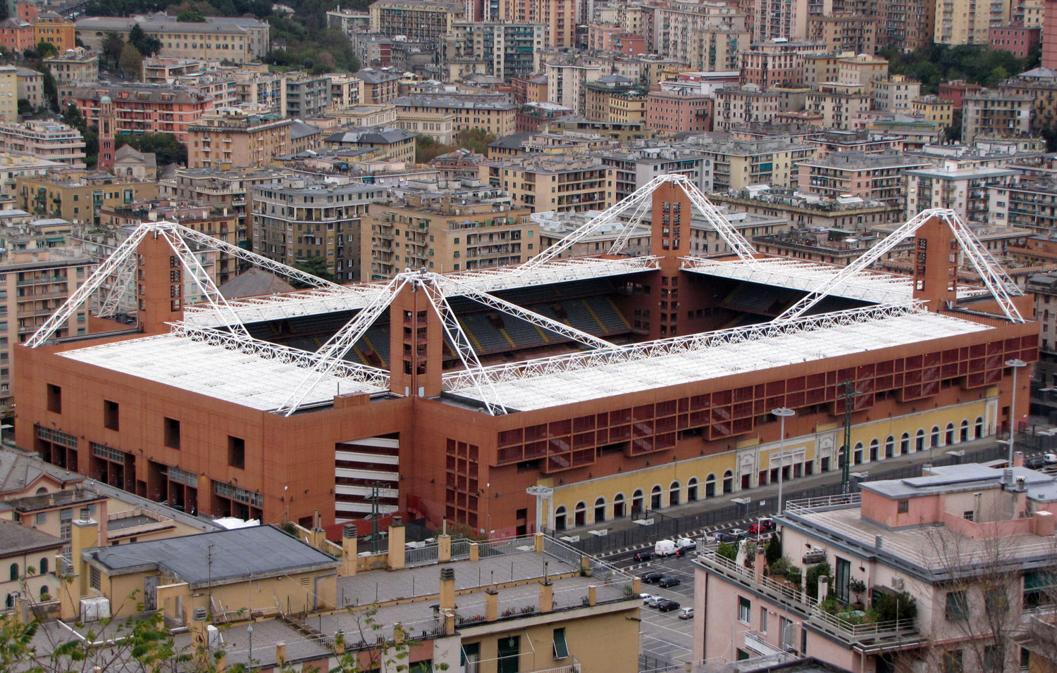 Genova, i candidati sindaco e il futuro del Ferraris. Ecco cosa ne pensano