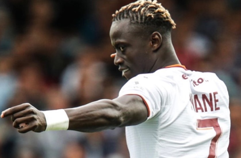Genoa, caccia aperta all'attaccante: spunta il nome di Ibrahima Niane