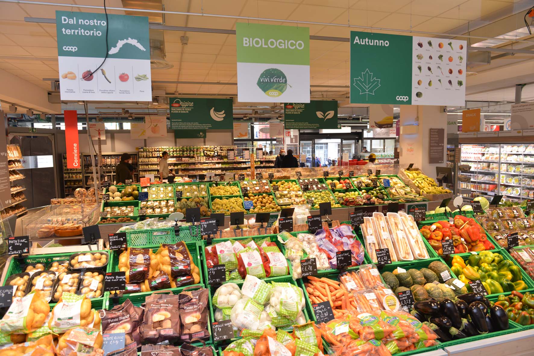 Coop Liguria, colloqui online per cercare personale per l'estate