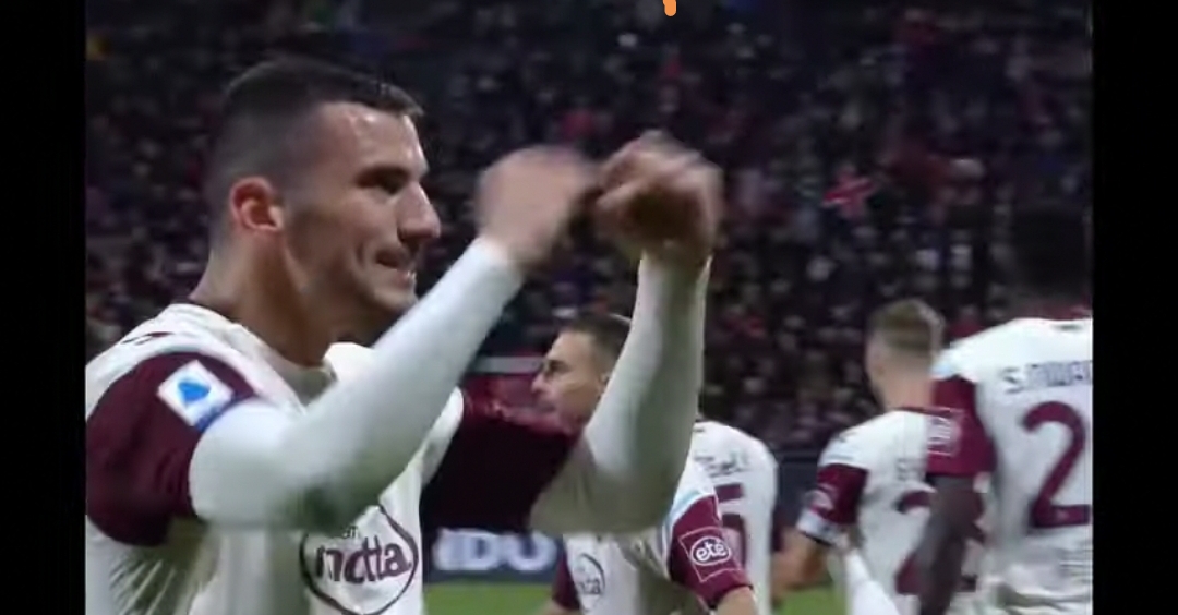 Sampdoria, ufficiale l'addio di Bonazzoli: va alla Salernitana a titolo definitivo