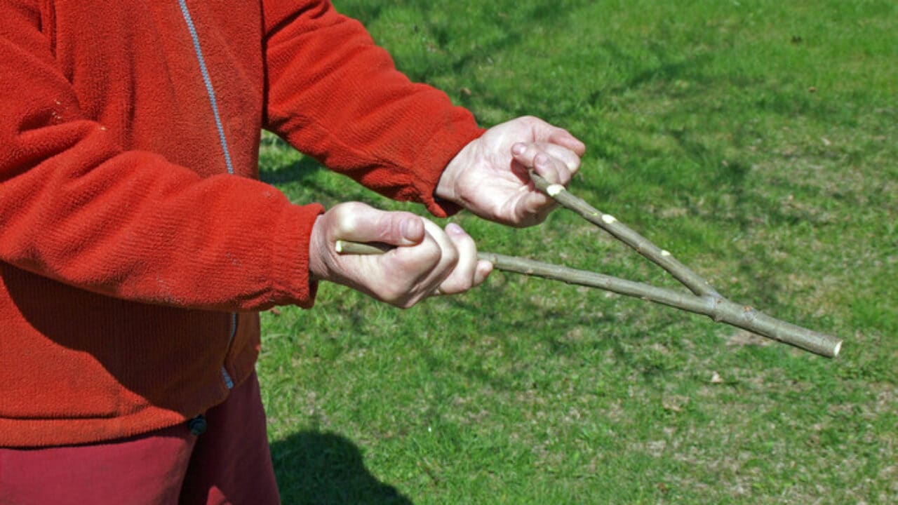 Baiardo, il Comune ingaggia un rabdomante per cercare l'acqua