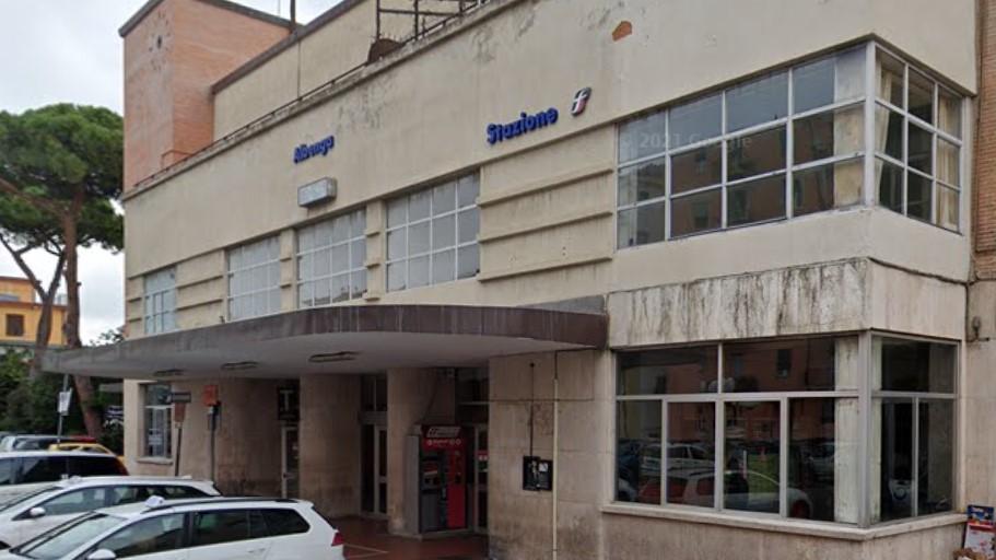 Savona, primi guai per il maltempo: stop ai treni tra Albenga e Loano