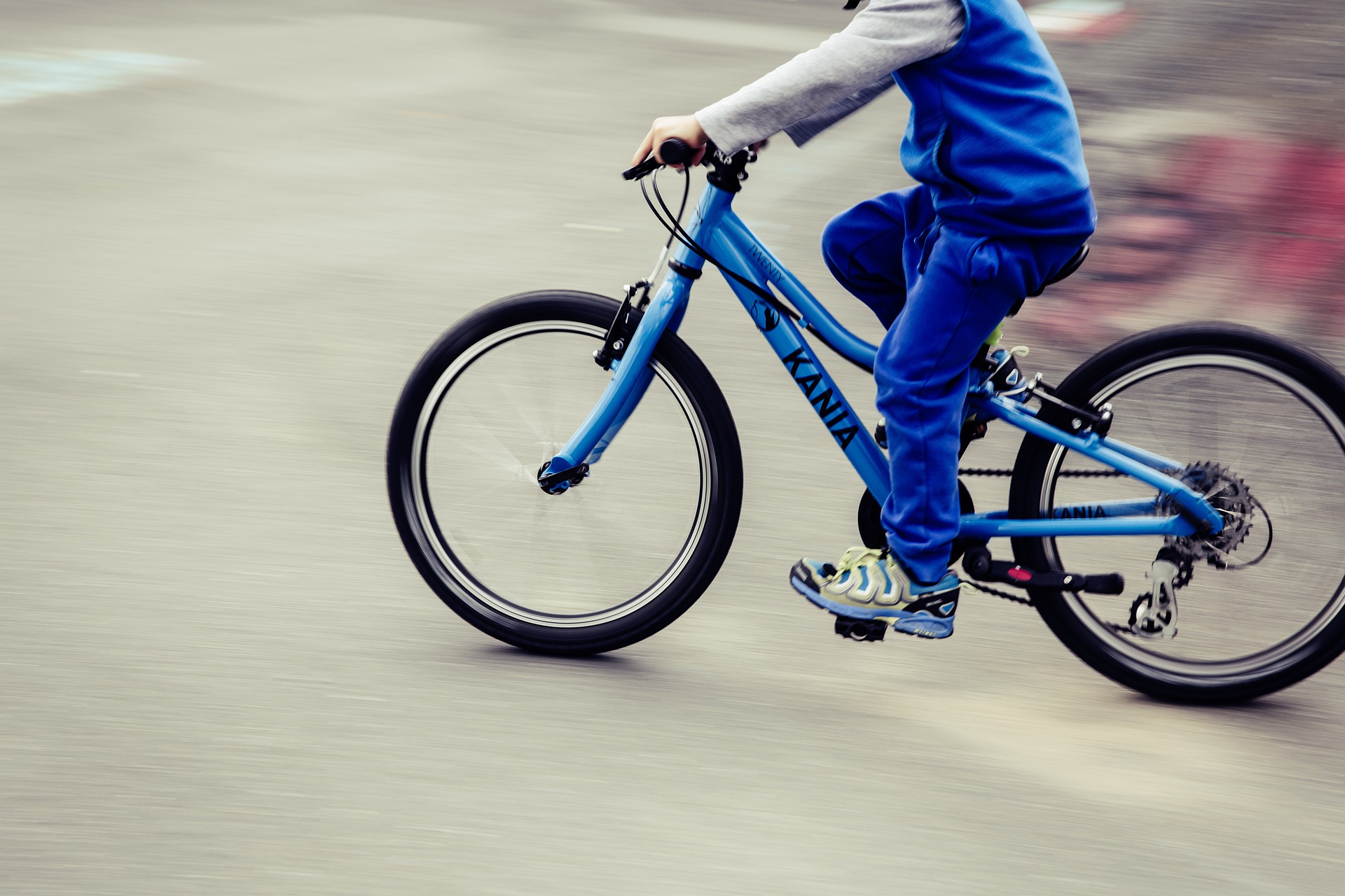 La Spezia, bimbo in bici con la mamma si perde: ritrovato dai vigili urbani