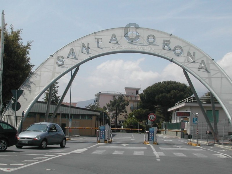 Imperia, 85enne cade in un ruscello da dieci metri d'altezza: ricoverato in codice rosso