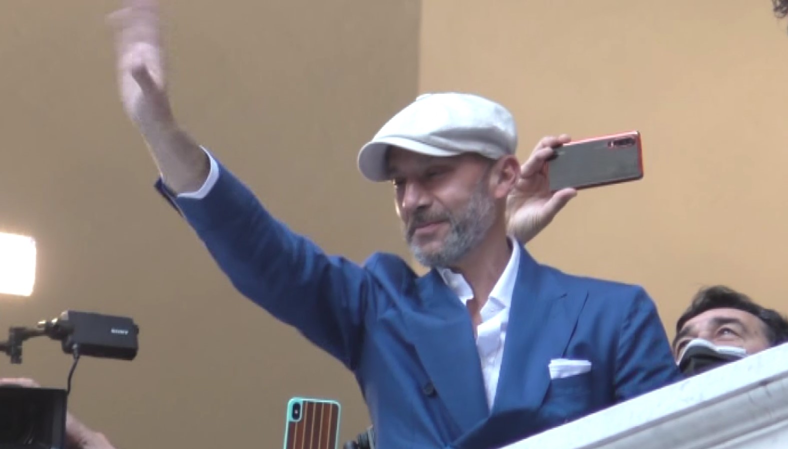 Gianluca Vialli, celebrati i funerali in forma privata: a Londra c'erano Mancini, Mauro e Ferrara