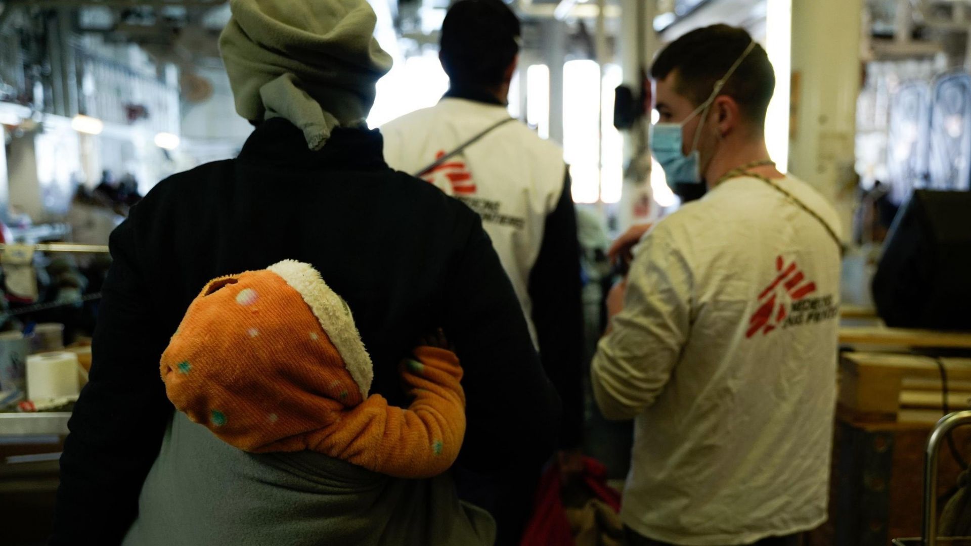 Geo Barents, il cuore della Spezia: ristorante dona 180 pasti ai migranti 