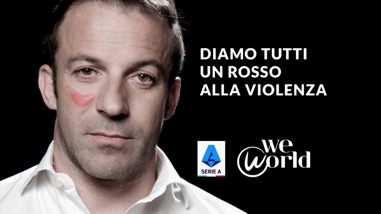 Serie A, arbitri e calciatori con un segno rosso sul viso per dire no alla violenza sulle donne