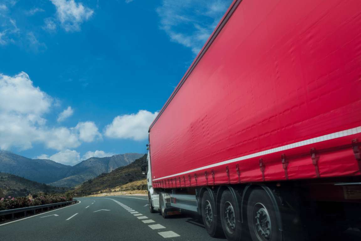 Festa dei lavoratori, il presidente di Fai Conftrasporto Uggè: "La strada è il rispetto delle regole accompagnato a controlli adeguati"