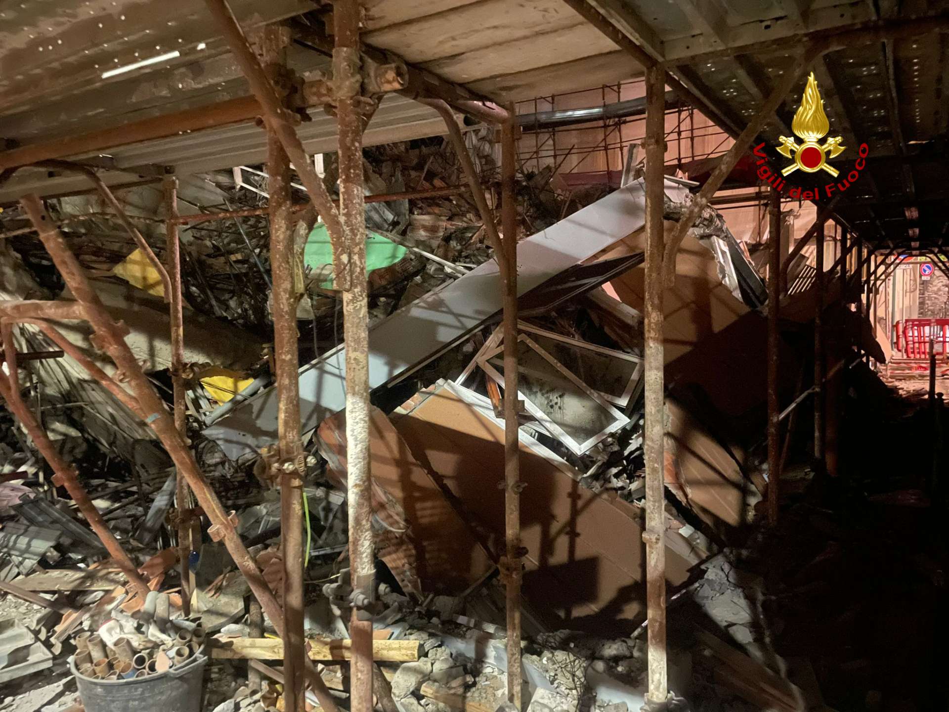 Moneglia, crolla l'ala di una palazzina in ristrutturazione: nessun ferito  