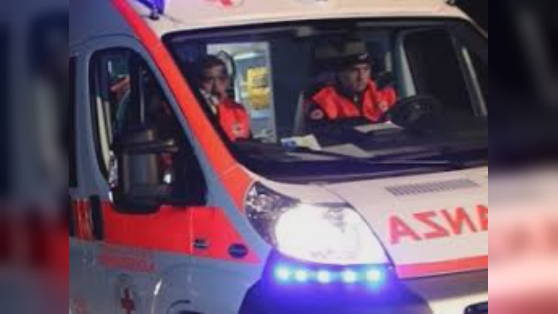 Rapallo: scontro in nottata tra due scooter, gravemente ferita una donna