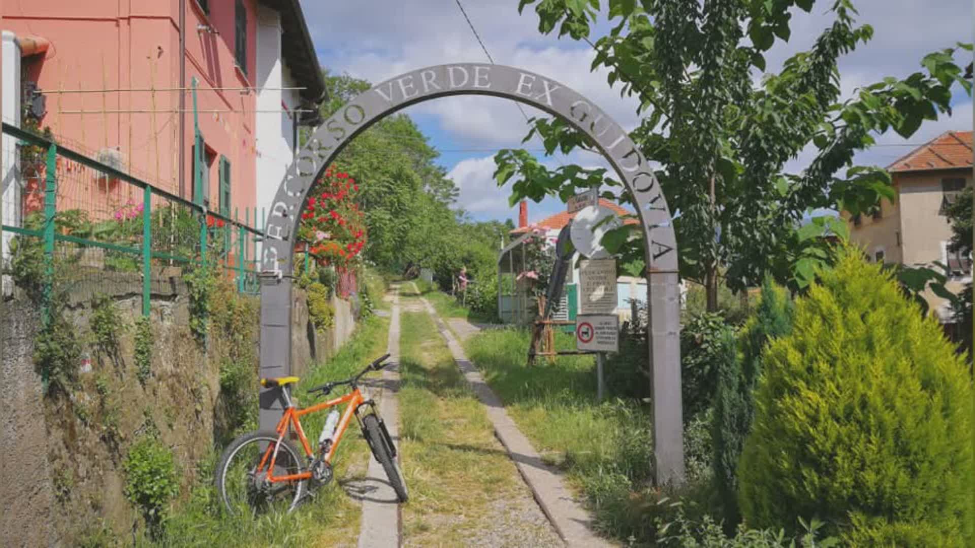 Allerta meteo in Liguria, a Ceranesi chiuse le strade dell'ex Guidovia e via Chiapparo per tutta la giornata di domenica
