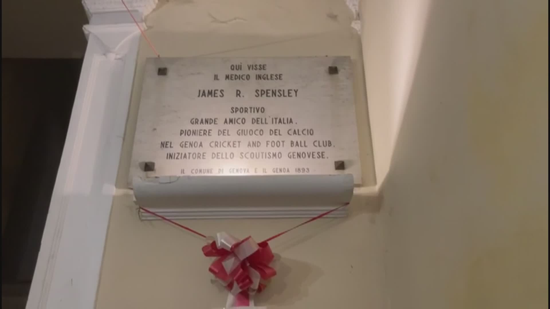 Genoa, aperta in Campetto casa Spensley dove una targa ricorda il fondatore del Genoa