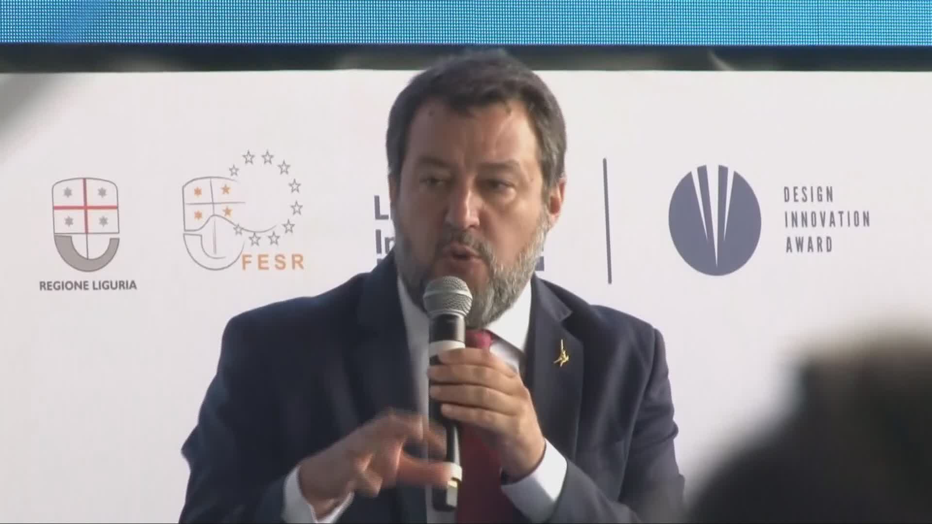 Salone Nautico, Salvini: "Più giusto tassare le banche che le barche"