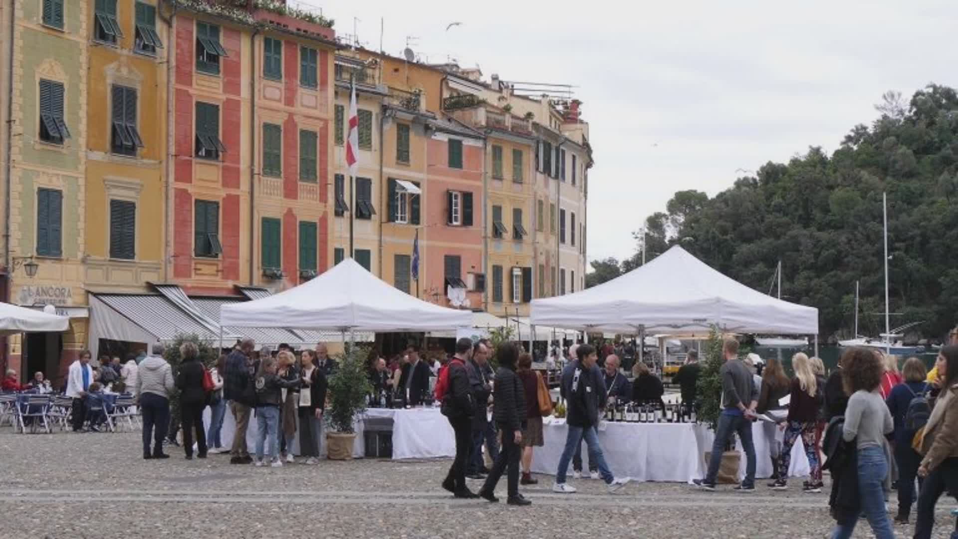 Portofino, appuntamento con le eccellenze enogastronomiche di 10 regioni: otto produttori liguri presenti