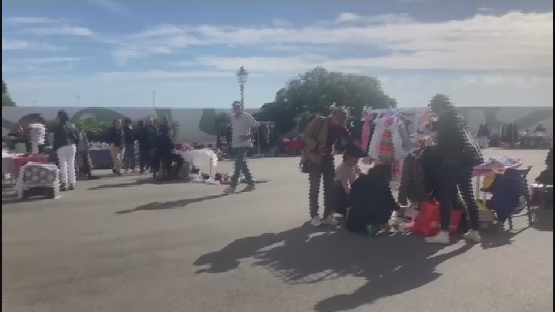 Genova, mercatino dell'usato: a Carignano il primo Gipsy Market colora un sabato grigio