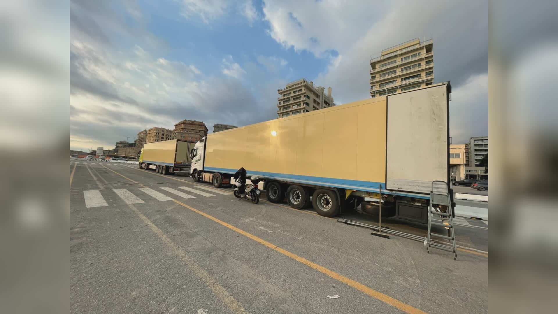 Liguria, Tir incastrati in stradine piccole: sotto accuse le mappe online