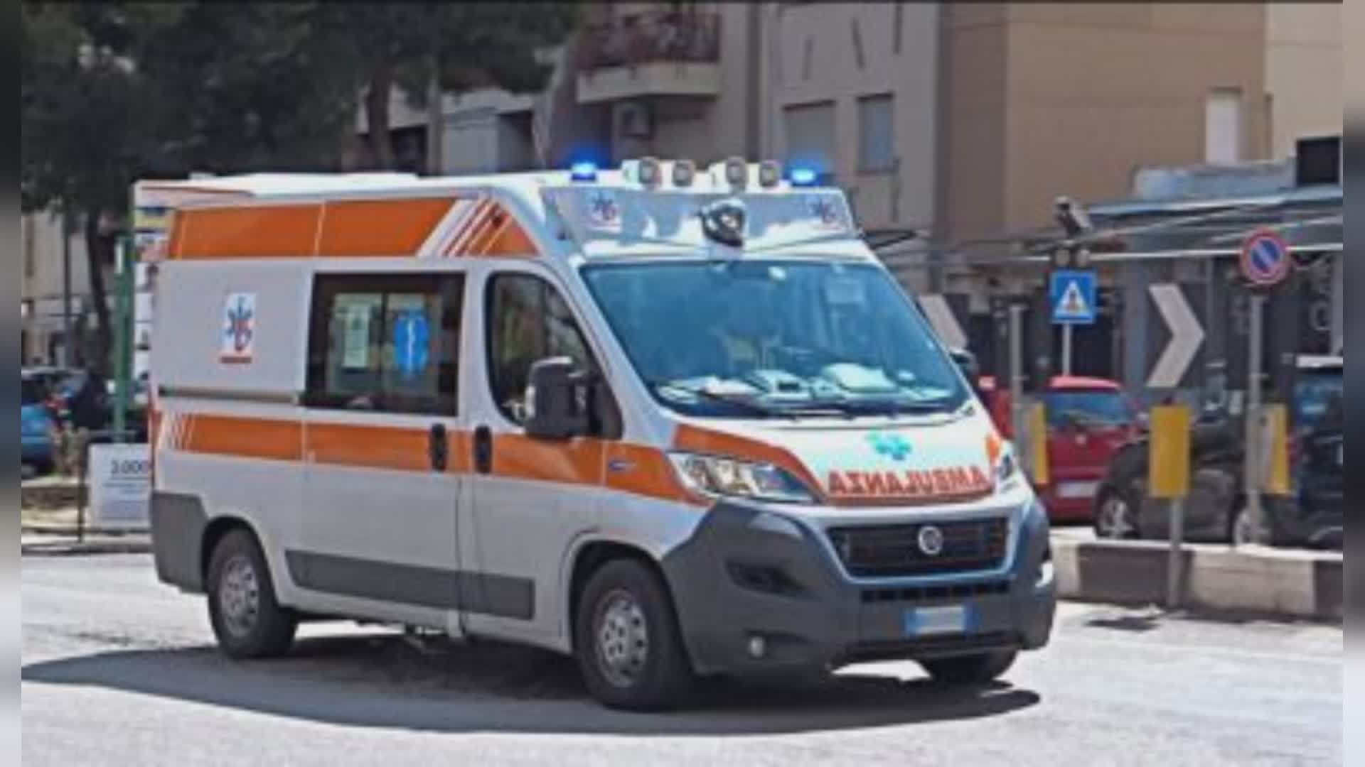 Carasco, incidente sul lavoro: trauma toracico, grave operaio