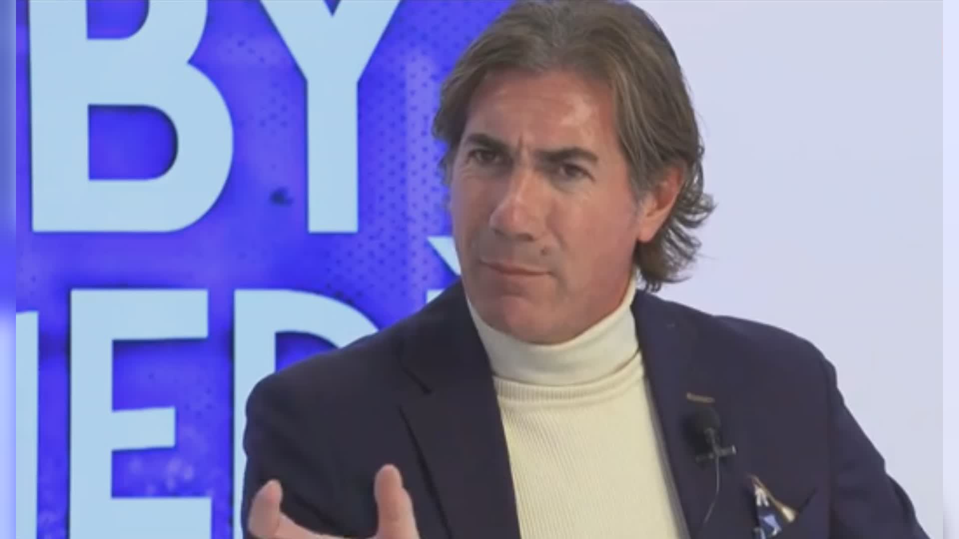 Genoa-Inter, Bergonzi: "Gol nerazzurro da annullare, Bisseck fa fallo. Sbaglia Doveri, si sarà imposto sul Var dicendo di aver visto bene lui"