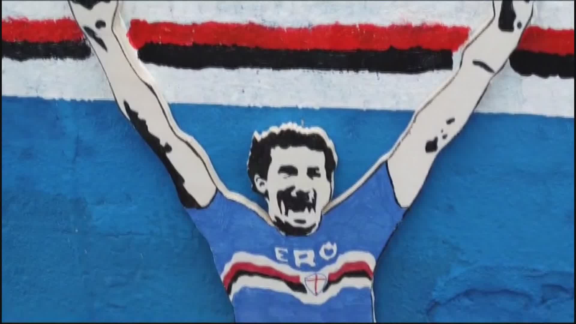 Addio Vialli, un anno dopo: il ricordo dei tifosi al Molo dell'Amicizia. Tirotta: "L'uomo più intelligente che abbia mai giocato a calcio"
