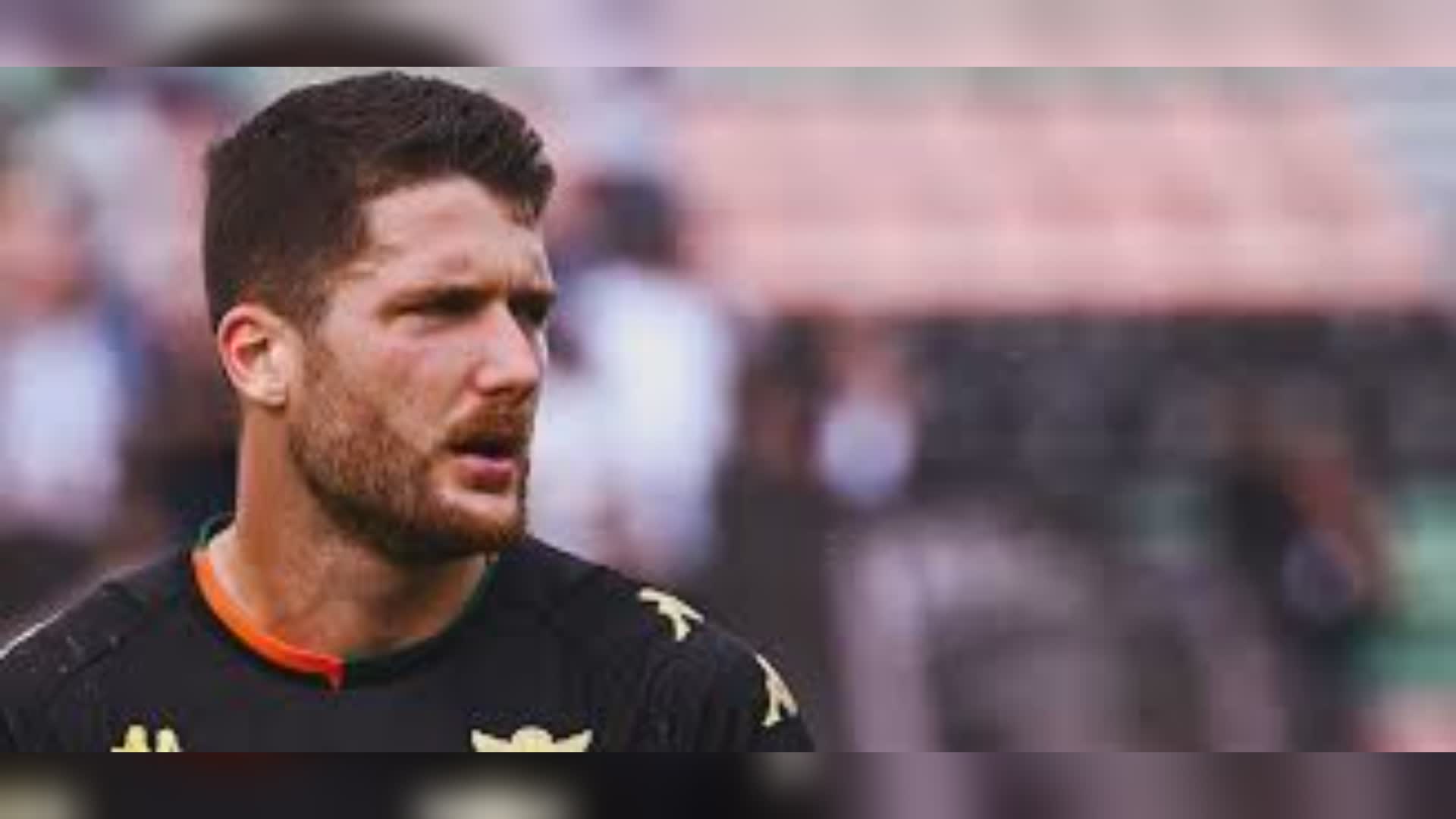 Genoa, scatto di Henry per l'attacco come vice Retegui