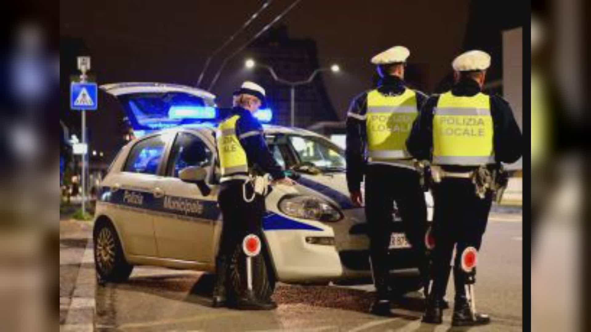 Genova: a 107 km/h in moto in corso Italia, patente ritirata