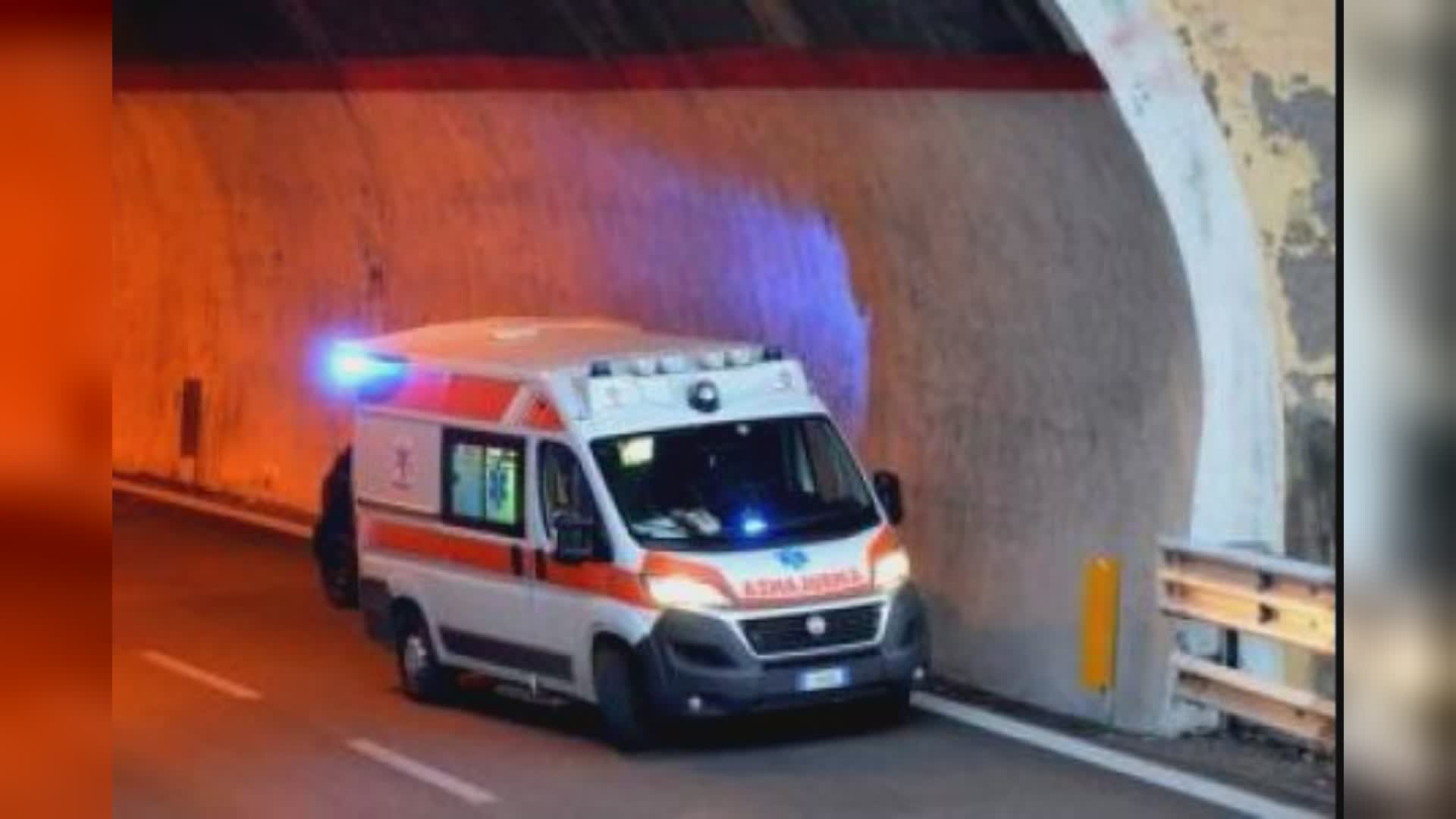Andora: frontale in A10 tra auto e furgone, tre feriti in codice giallo, coda fino a 2 km