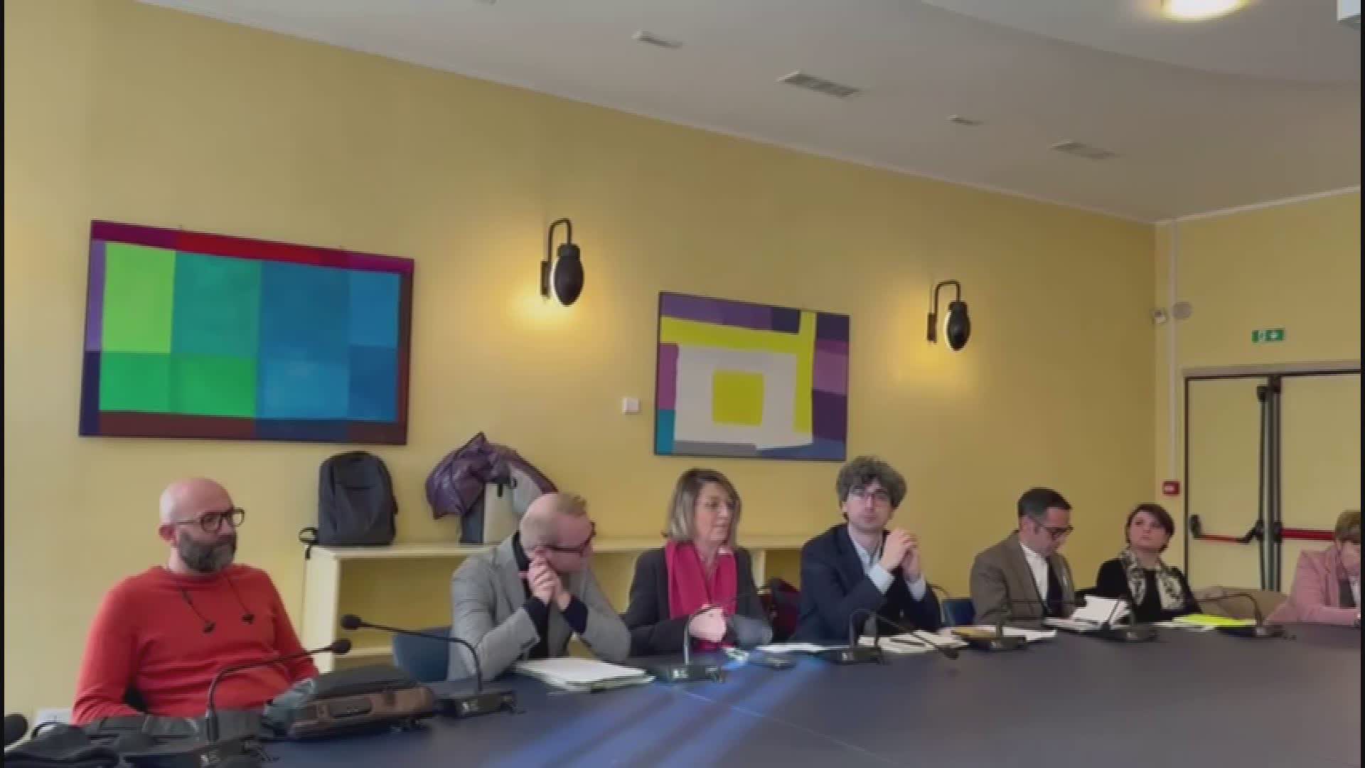 Comune, maratona sul bilancio: quasi 800 ordini del giorno dalle opposizioni